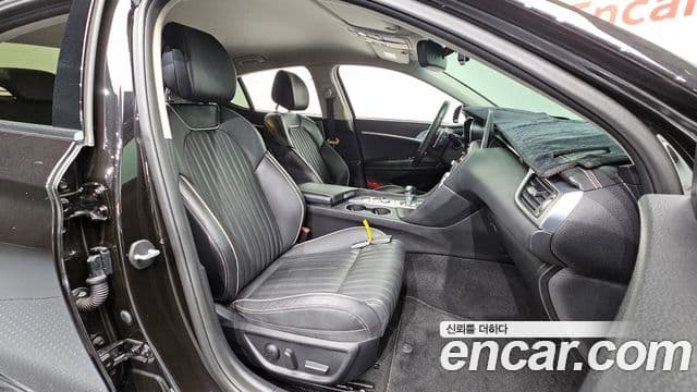 Genesis G70 2019 — Şəkil 28/34
