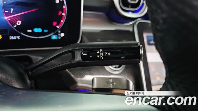 Mercedes-Benz C-Class 2022 — фото 9 из 20