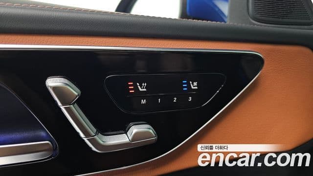 Mercedes-Benz C-Class 2022 — ფოტო 15/20