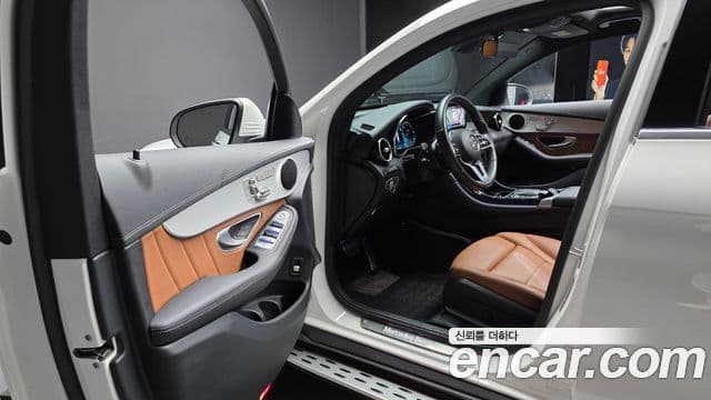 Mercedes-Benz GLC-Class 2022 — ფოტო 10/20