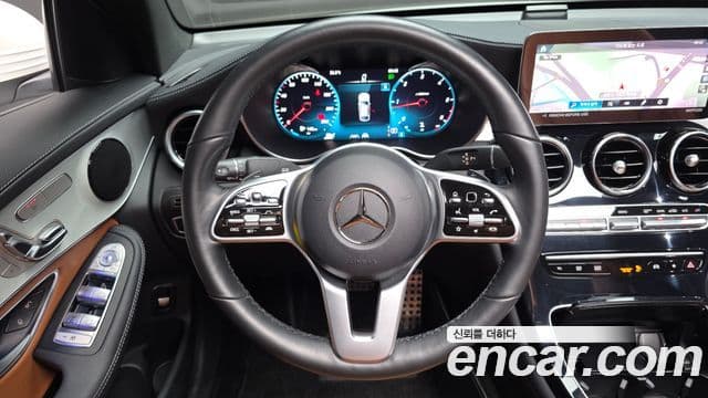 Mercedes-Benz GLC-Class 2022 — Şəkil 12/32