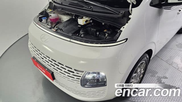 Hyundai Staria 2025 — ფოტო 6/20
