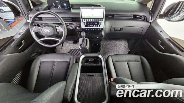 Hyundai Staria 2025 — ფოტო 7/20