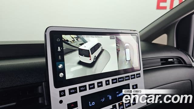 Hyundai Staria 2025 — ფოტო 17/20