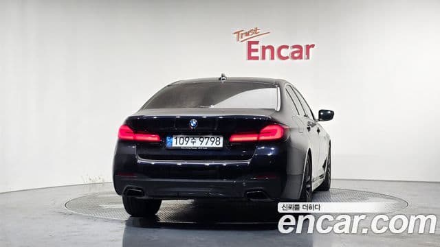 BMW 5 Series 2023 — Şəkil 4/20