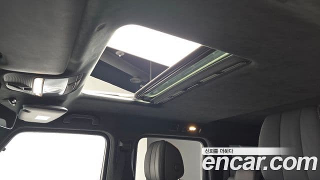 Mercedes-Benz G-Class 2020 — ფოტო 16/20