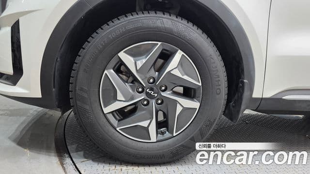 Kia Sorento 2022 — Фото 5/20