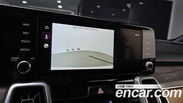Kia Sorento 2022 — Фото 16/20