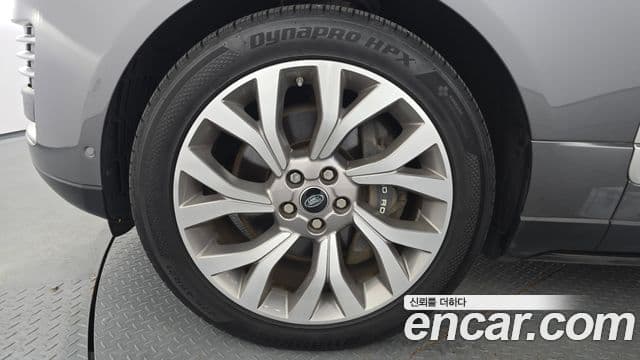 Land Rover Range Rover 2018 — Şəkil 17/20