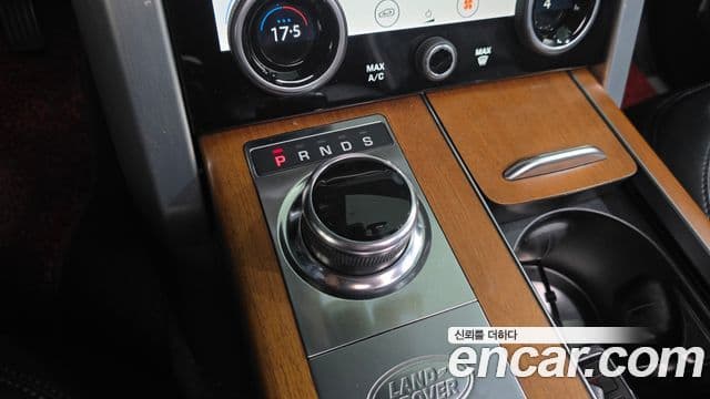Land Rover Range Rover 2018 — Şəkil 15/20