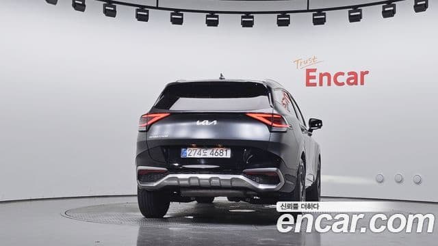 Kia Sportage 2021 — ფოტო 4/20