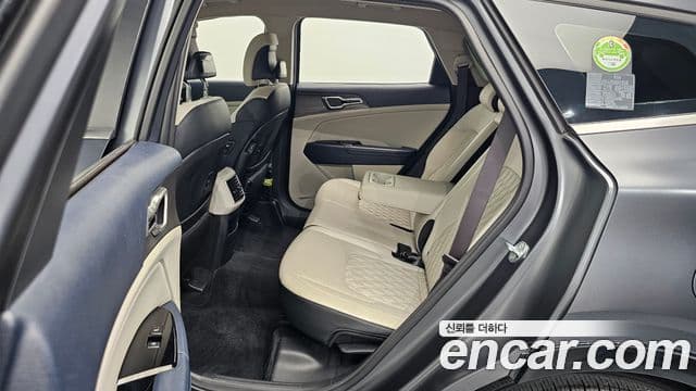 Kia Sportage 2021 — ფოტო 11/20