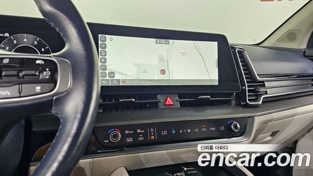 Kia Sportage 2021 — ფოტო 14/20