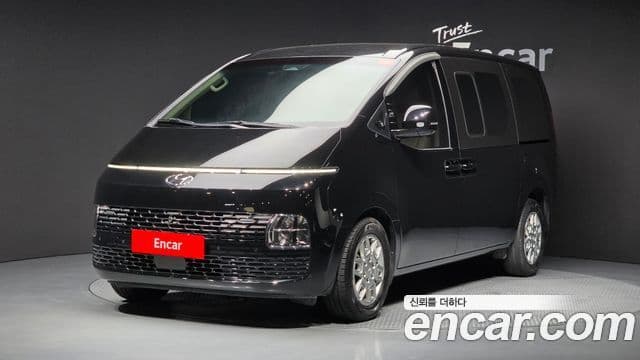 Hyundai Staria 2023 — Şəkil 1/20