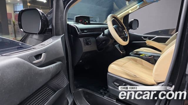 Hyundai Staria 2023 — Şəkil 10/20