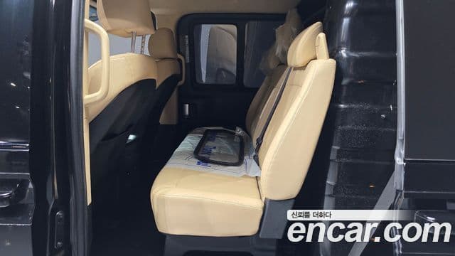 Hyundai Staria 2023 — Şəkil 12/20