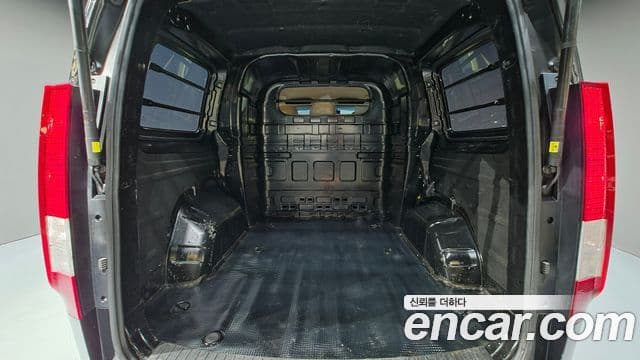 Hyundai Staria 2023 — Şəkil 19/20