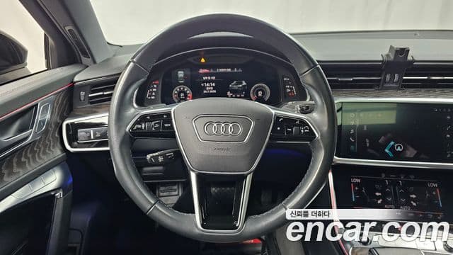 Audi A6 2021 — Фото 13/20