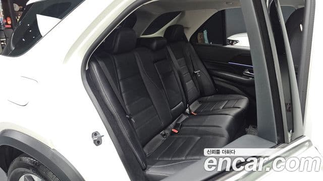 Mercedes-Benz GLE-Class 2023 — ფოტო 10/33