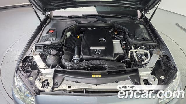 Mercedes-Benz E-Class 2020 — Фото 6/20