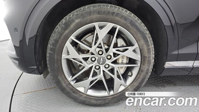 Genesis GV70 2022 — ფოტო 5/20