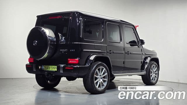 Mercedes-Benz G-Class 2021 — Photo 1/31