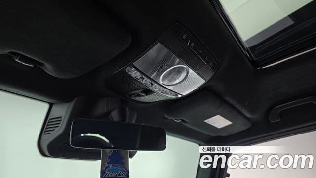 Mercedes-Benz G-Class 2021 — Photo 4/31