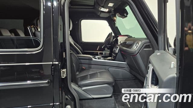 Mercedes-Benz G-Class 2021 — Photo 13/31