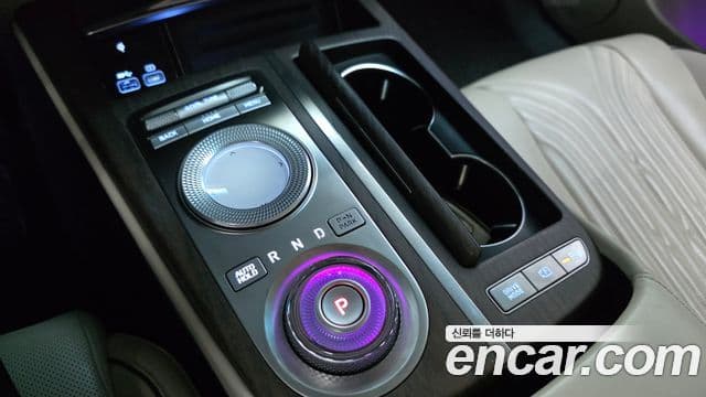 Genesis Electrified G80 2022 — Şəkil 7/20