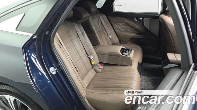 Kia K8 2023 — Şəkil 12/20