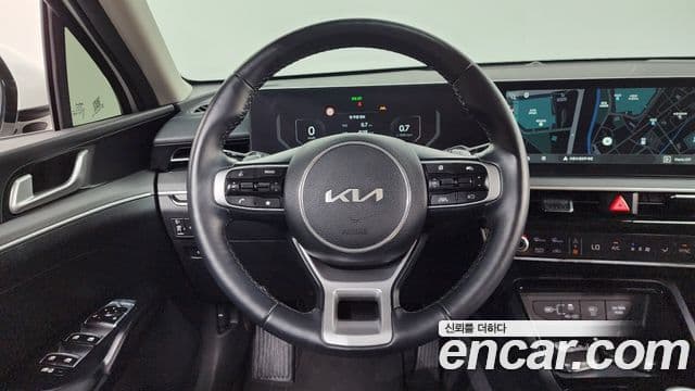 Kia K5 2024 — Şəkil 12/20