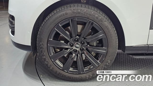 Land Rover Range Rover 2023 — фото 5 из 20