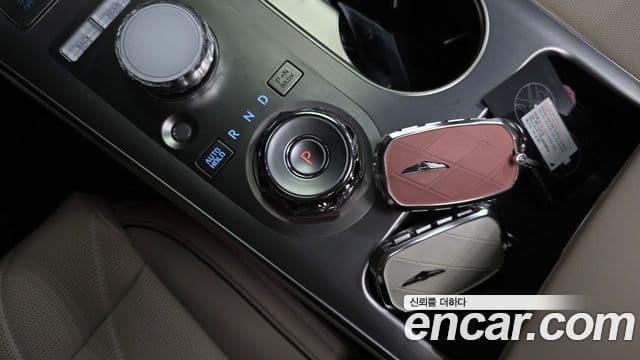 Genesis GV70 2025 — ფოტო 9/20