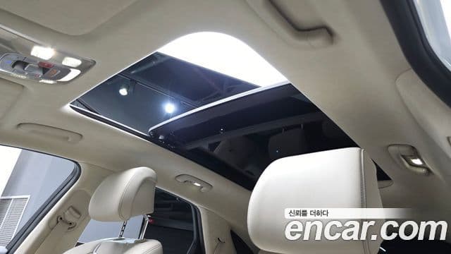 Genesis GV70 2025 — ფოტო 16/20