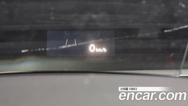 Volkswagen Tiguan 2018 — Şəkil 18/20