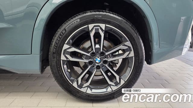 BMW X1 2025 — Photo 12/37