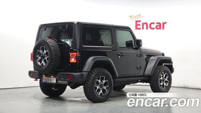 Jeep Wrangler 2023 — Şəkil 2/20