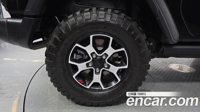 Jeep Wrangler 2023 — Şəkil 5/20