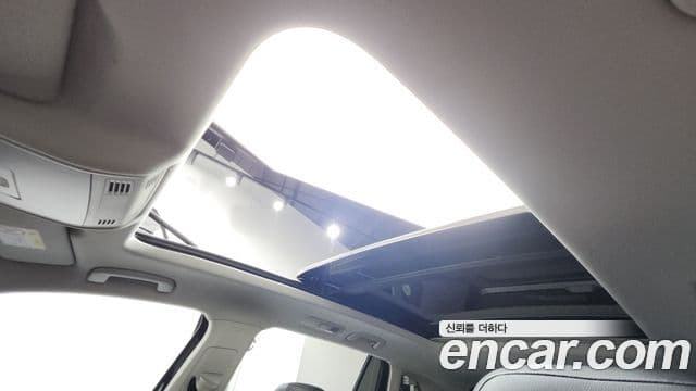 Volkswagen Tiguan 2022 — Şəkil 18/20