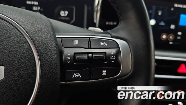 Kia K5 2023 — Photo 17/35
