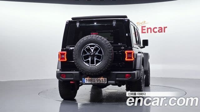 Jeep Wrangler 2025 — Фото 4/20