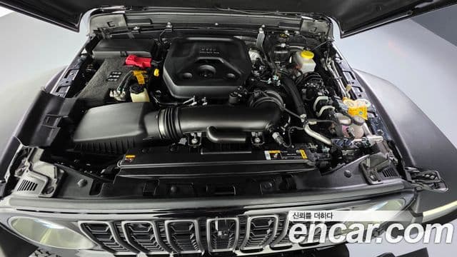 Jeep Wrangler 2025 — Фото 6/20