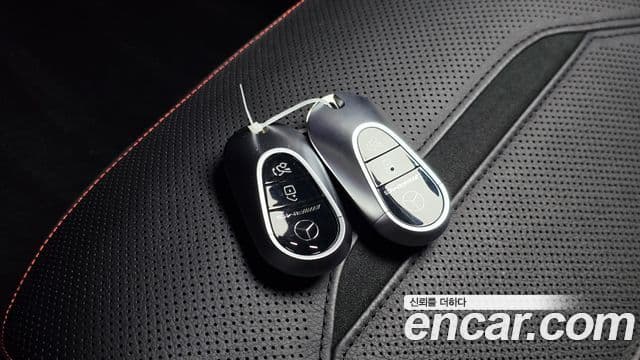 Mercedes-Benz GLC-Class 2024 — Фото 15/20