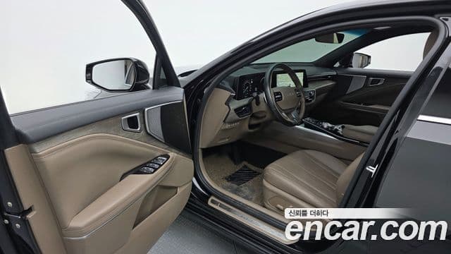 Kia K8 2022 — Şəkil 10/20