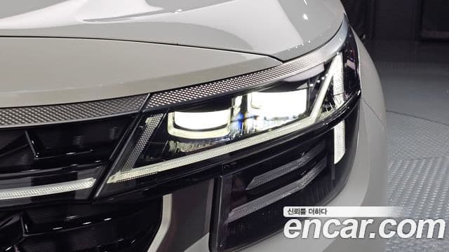 Kia Seltos 2024 — Photo 2/34