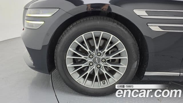 Genesis Electrified G80 2022 — фото 5 из 20