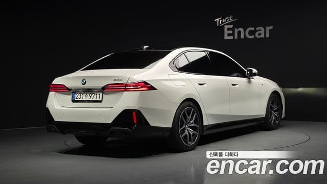 BMW 5 Series 2025 — ფოტო 2/20