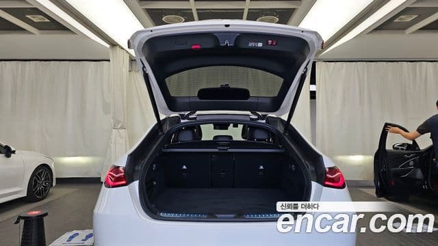 Mercedes-Benz GLC-Class 2025 — ფოტო 20/20