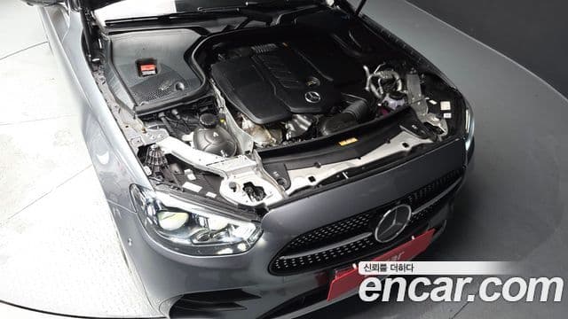 Mercedes-Benz E-Class 2022 — Фото 6/20