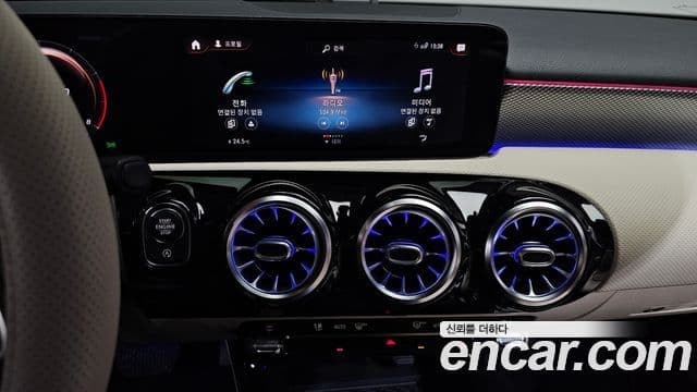 Mercedes-Benz A-Class 2021 — Фото 14/20